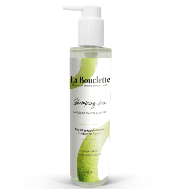 Shampoing - Nettoie et revitalise les boucles